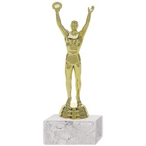 Trofeo Plástico Victoria Hombre Grande